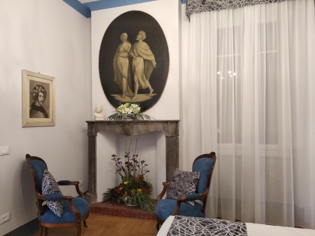 B&B "La Bottega D'Arte" Carrara Exterior photo