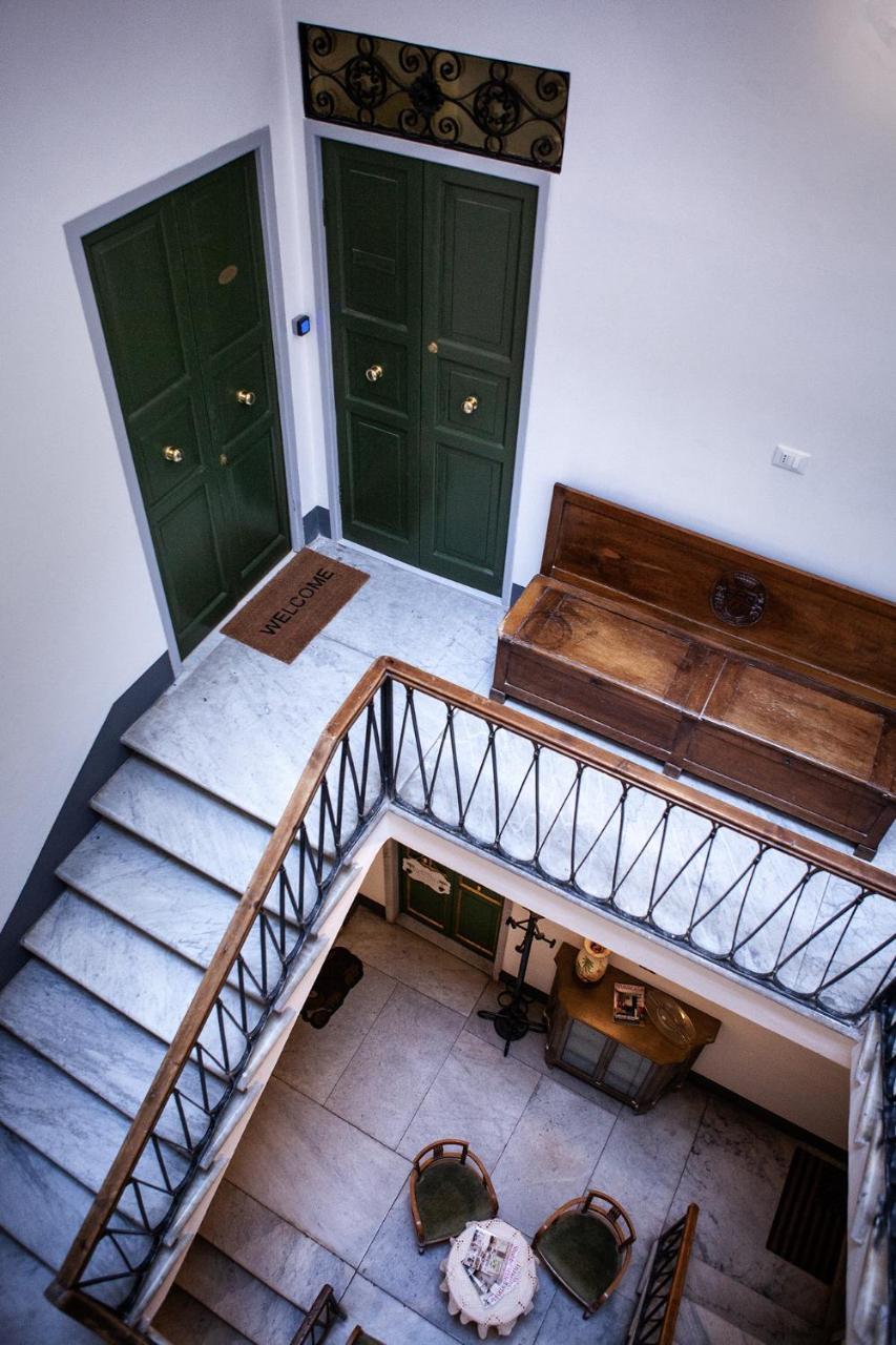 B&B "La Bottega D'Arte" Carrara Exterior photo